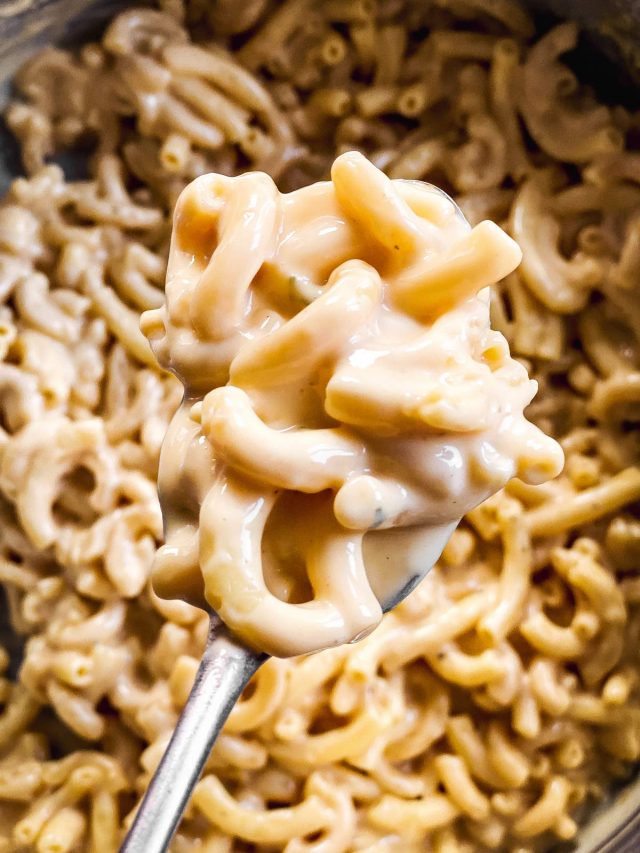 One Pot Stovetop Mac and Cheese Recipe - Savory Nothings