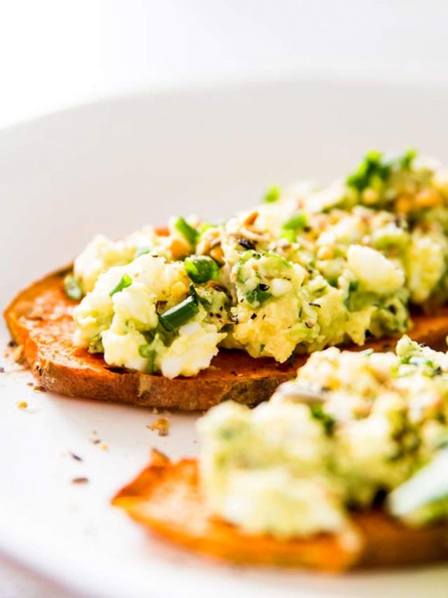 Mind Blowing Avocado Egg Salad Recipe | Savory Nothings