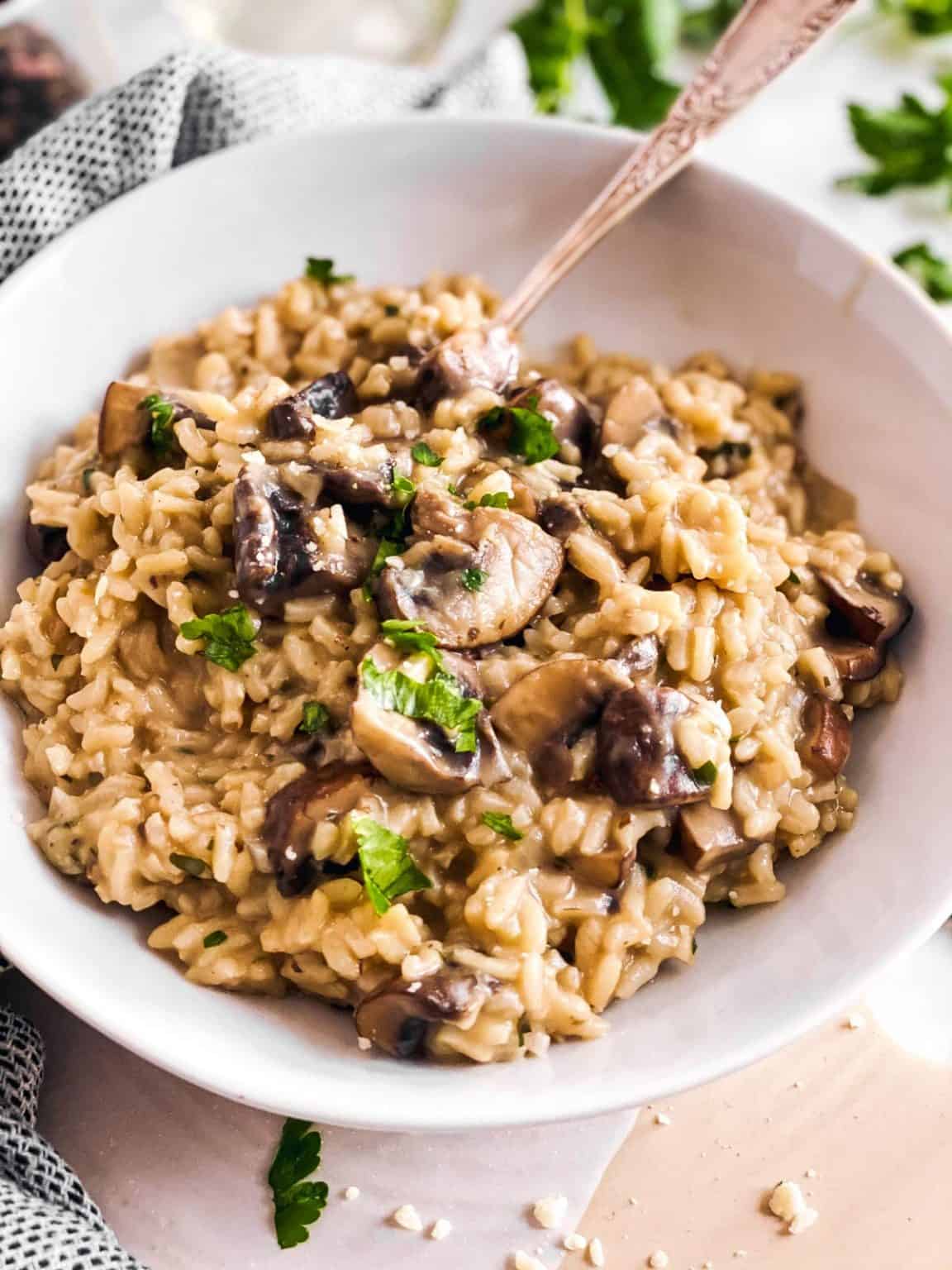 Instant Pot Mushroom Risotto Recipe - Savory Nothings