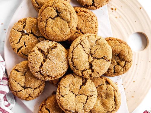 Ginger molasses cookies