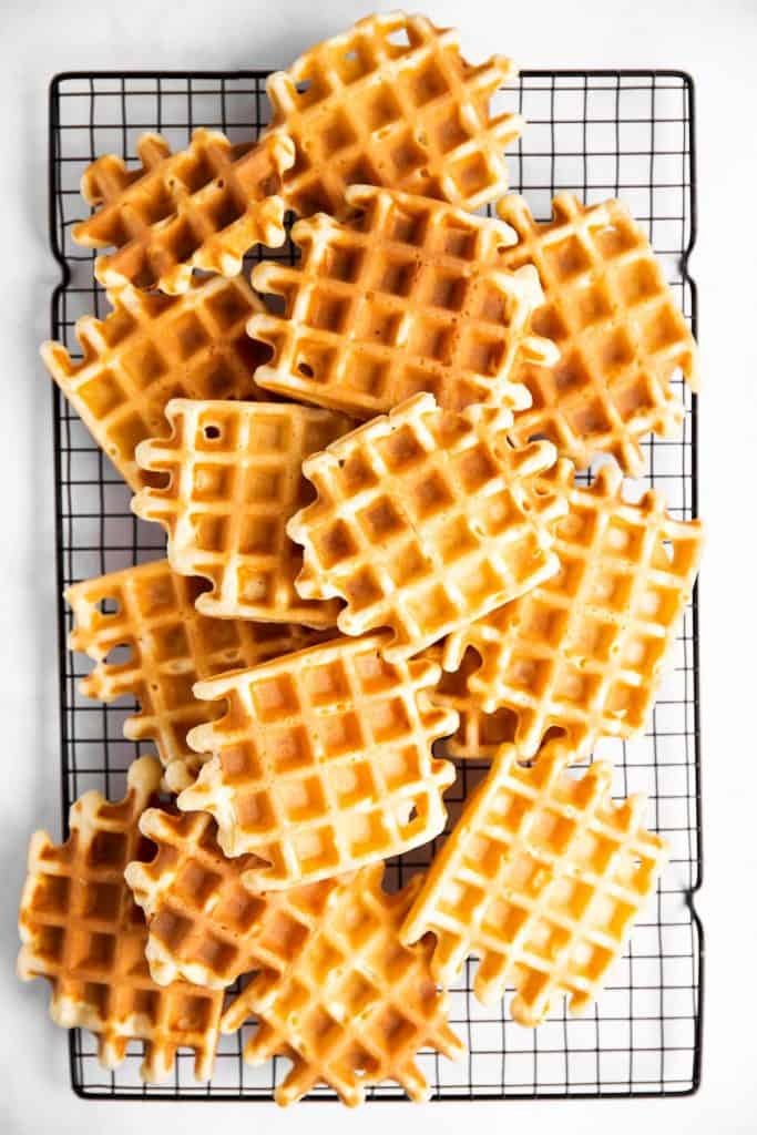 Fluffy Buttermilk Waffles Recipe - Savory Nothings