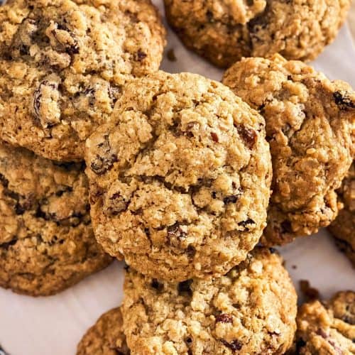 Oatmeal Raisin Cookies Recipe - Savory Nothings