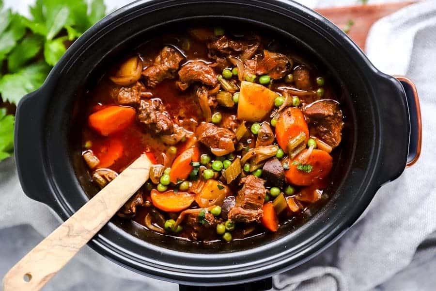 Crockpot Beef Stew {Healthy Slow Cooker Stew} –