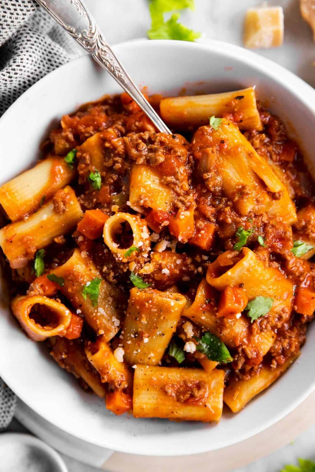 One Pot Rigatoni Bolognese Recipe - Savory Nothings