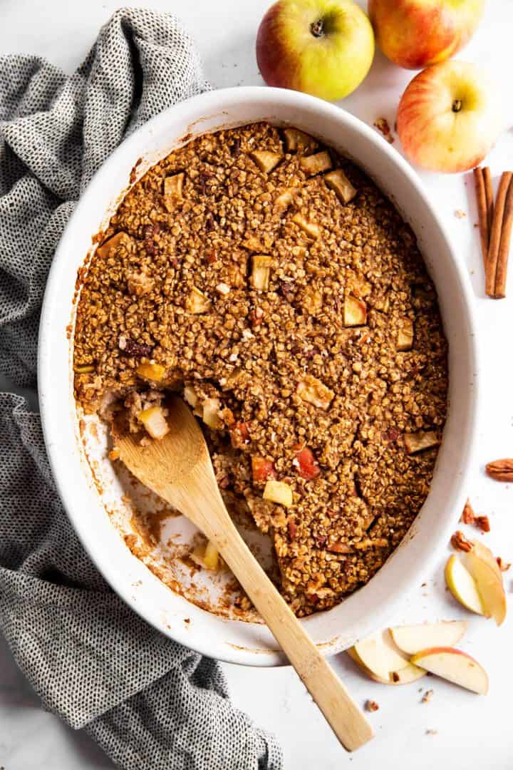 Cinnamon Apple Baked Oatmeal Recipe - Savory Nothings