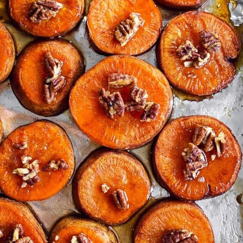 https://www.savorynothings.com/wp-content/uploads/2019/10/roasted-sweet-potato-slices-image-2-500x500.jpg