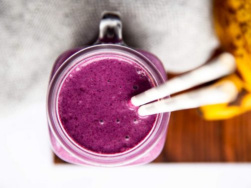 Berry Purple Power Smoothie (No Banana) - Sally's Baking Addiction