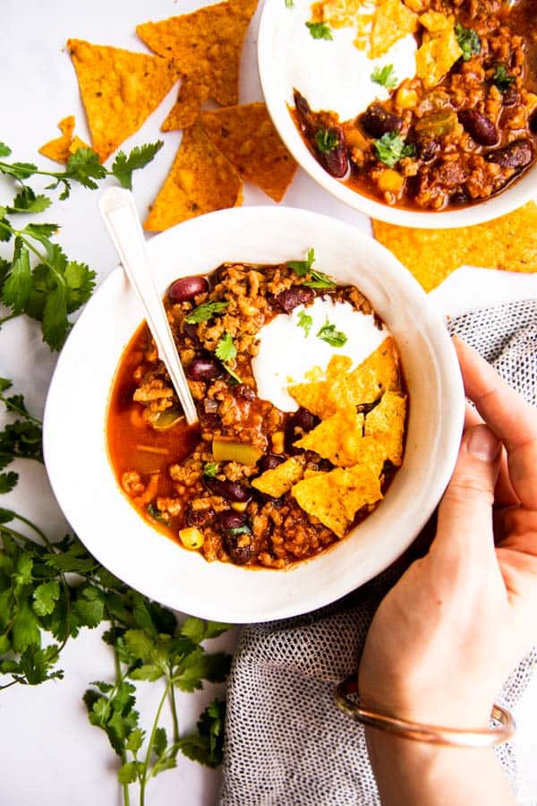 https://www.savorynothings.com/wp-content/uploads/2020/02/instant-pot-chili-image-5.jpg