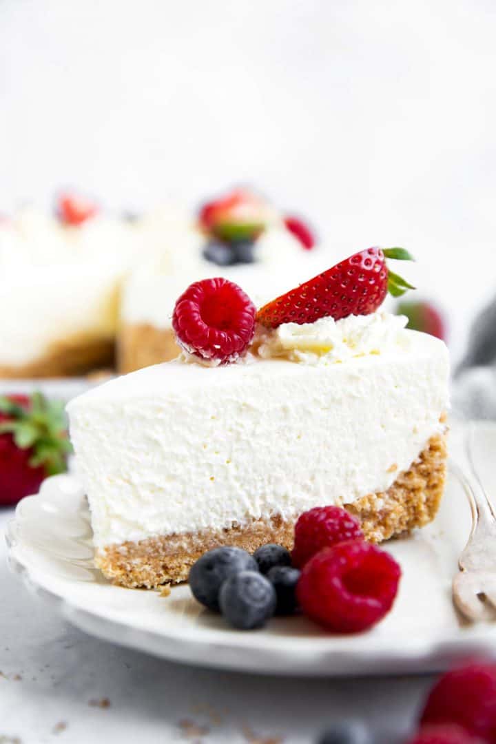 Easy No Bake Cheesecake [Recipe with Video] - Savory Nothings