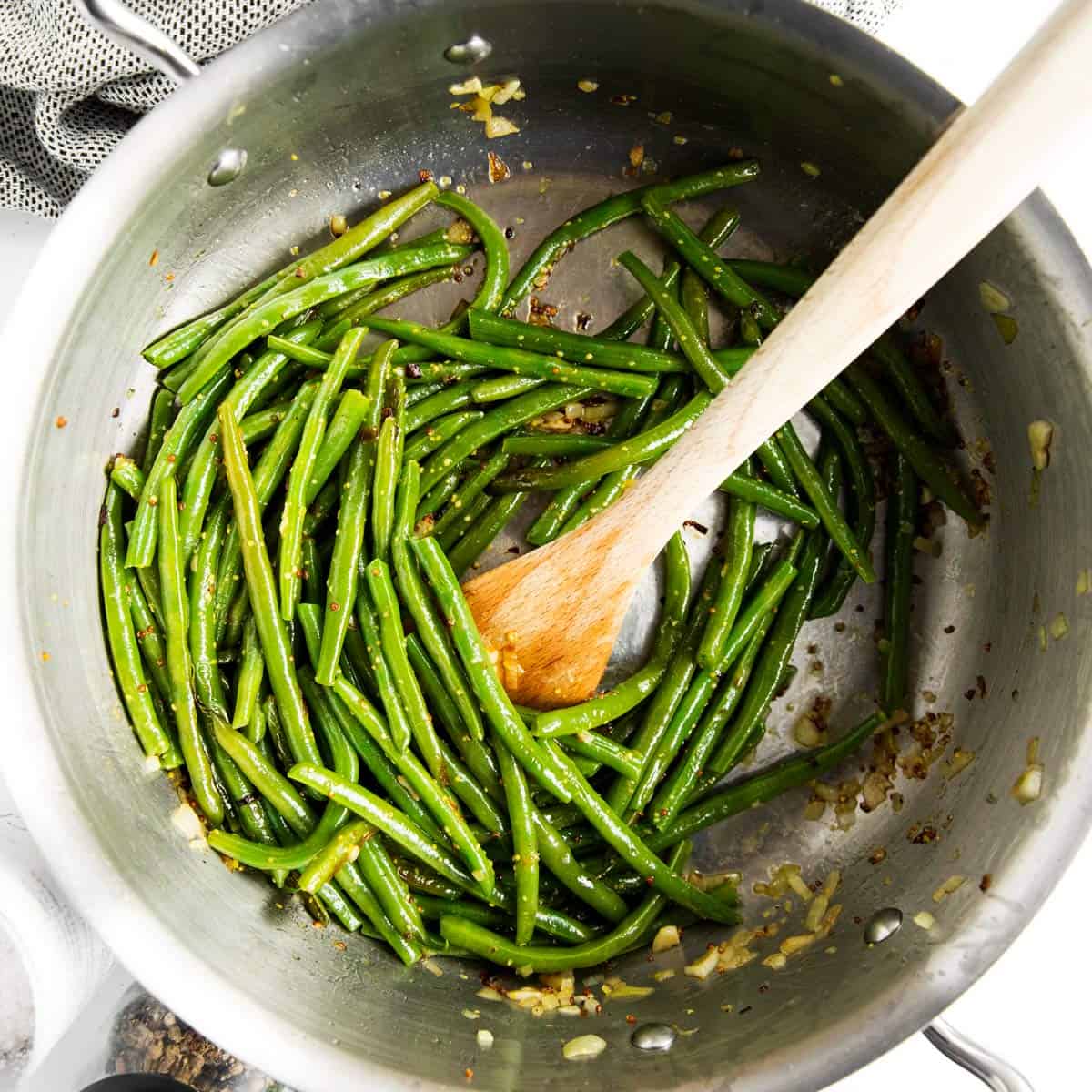 Easy Seasoning for Frozen Green Beans - Thyme For The Table