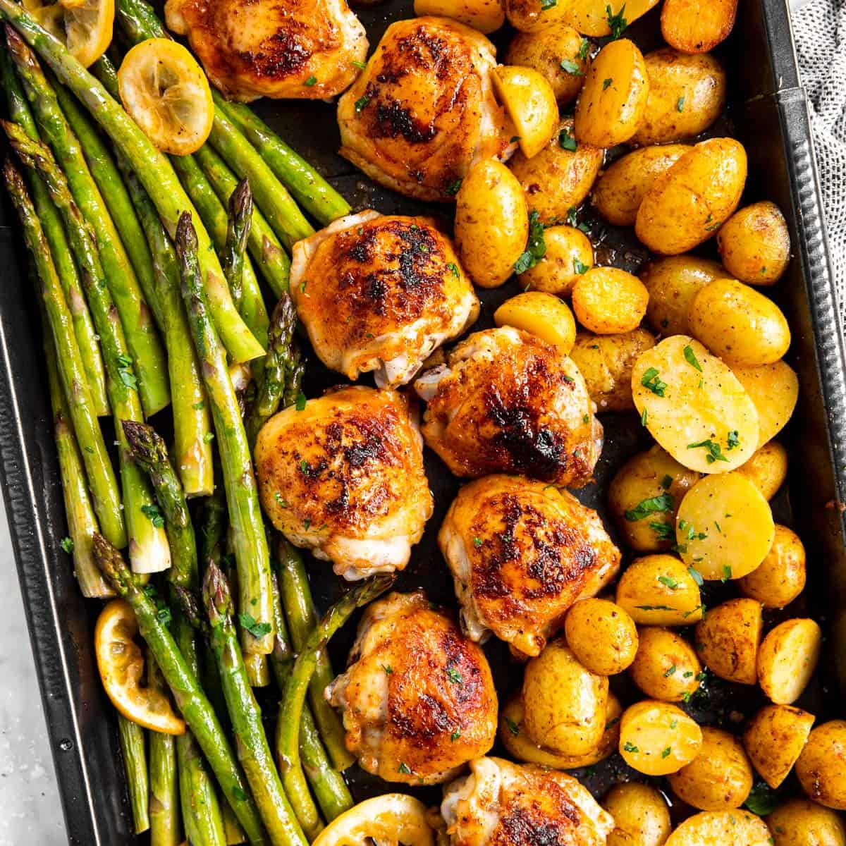 https://www.savorynothings.com/wp-content/uploads/2021/04/chicken-and-asparagus-sheet-pan-dinner-image-sq.jpg