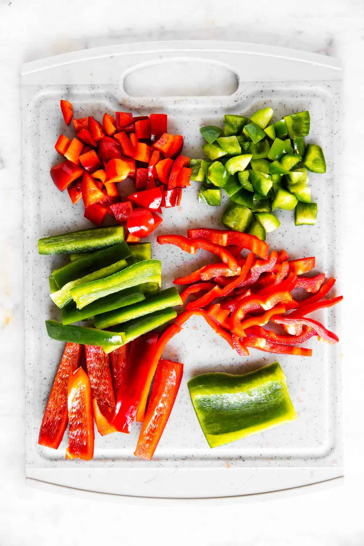 How to Cut Bell Peppers (3 Ways!) - Healthy Fitness Meals