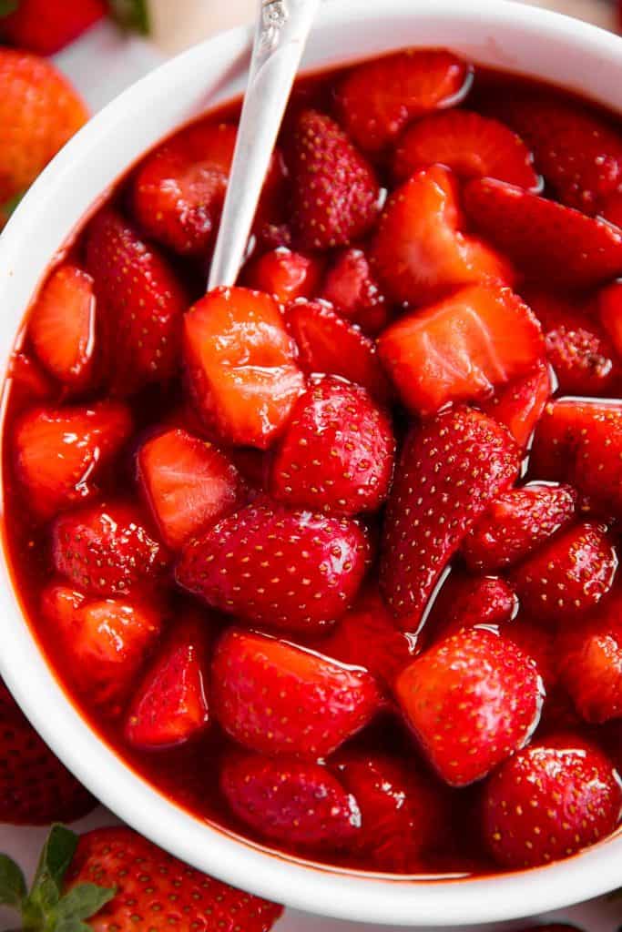 Homemade Strawberry Sauce (Strawberry Topping) Recipe - Savory Nothings