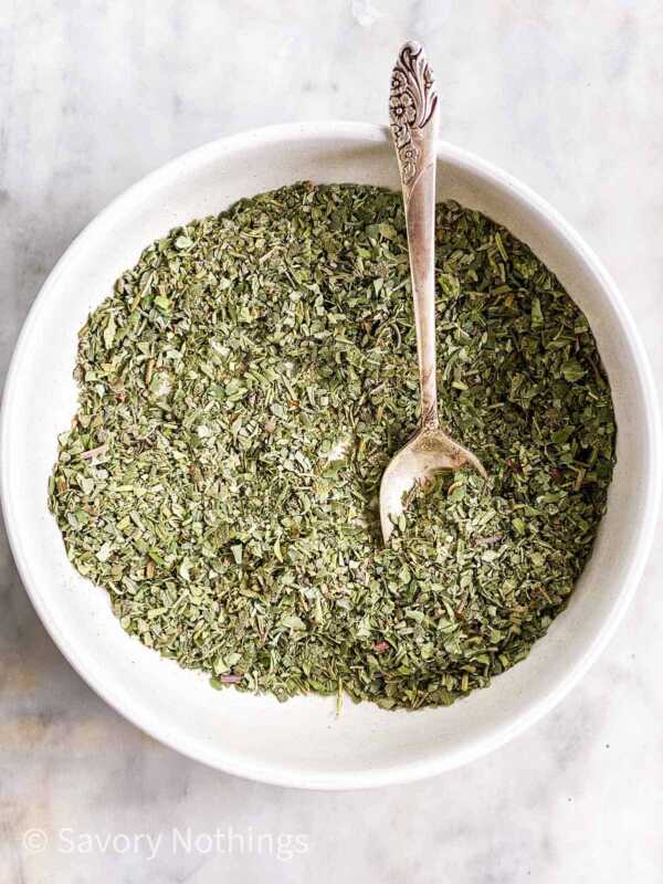 Homemade Italian Seasoning Recipe - Savory Nothings