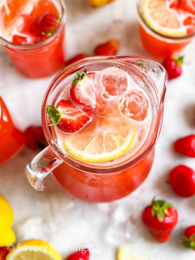 Homemade Strawberry Lemonade Recipe - Savory Nothings
