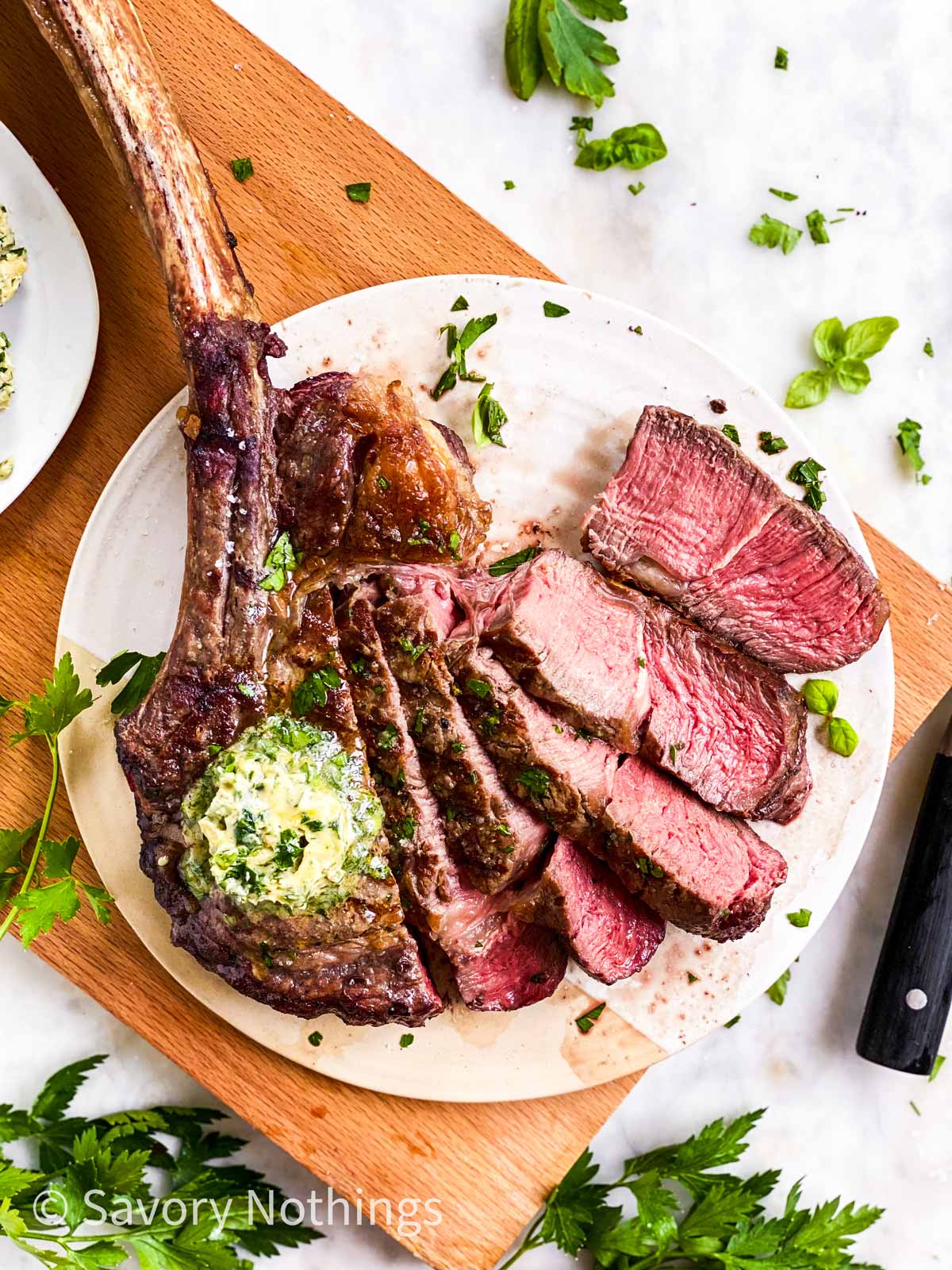 The Perfect Grilled Tomahawk Steak: A Primal Delight - Rowdy Hog Smokin BBQ