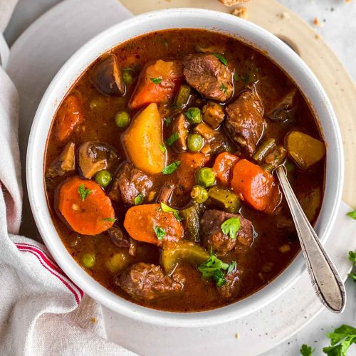 https://www.savorynothings.com/wp-content/uploads/2021/11/instant-pot-beef-stew-image-0-500x500.jpg