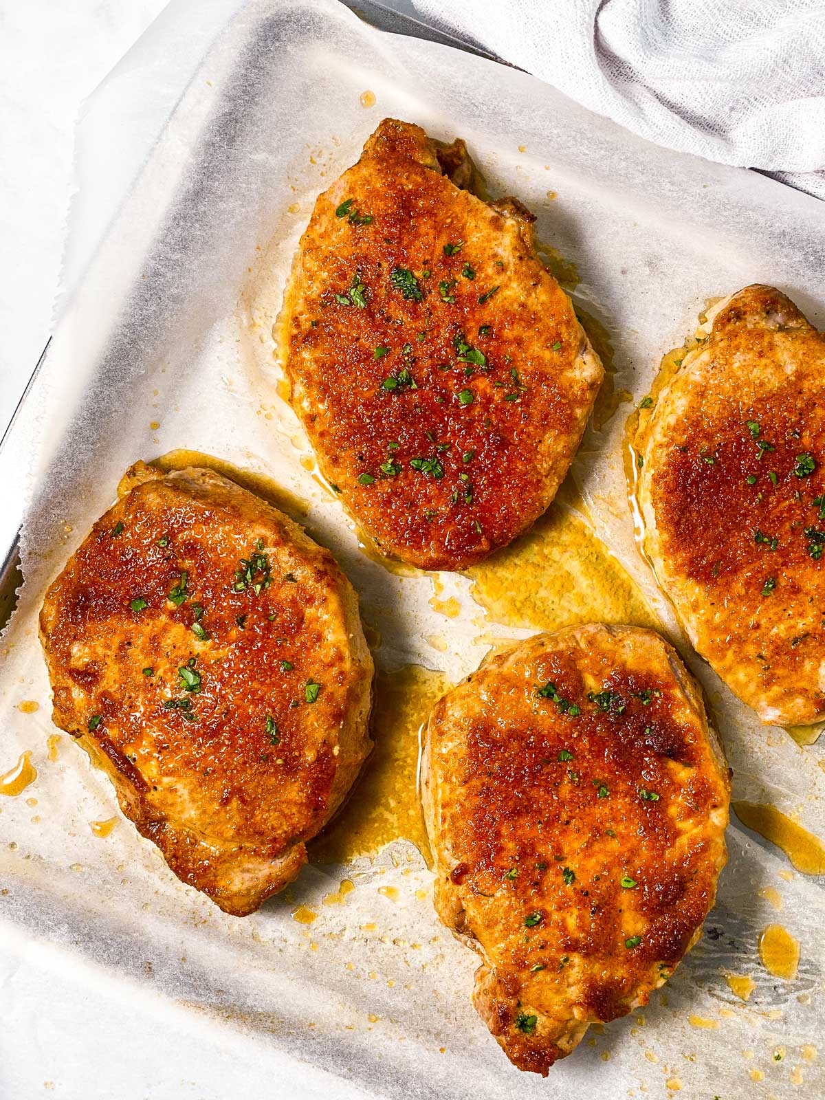 Juicy and Flavorful Oven Baked Pork Chops [2024]