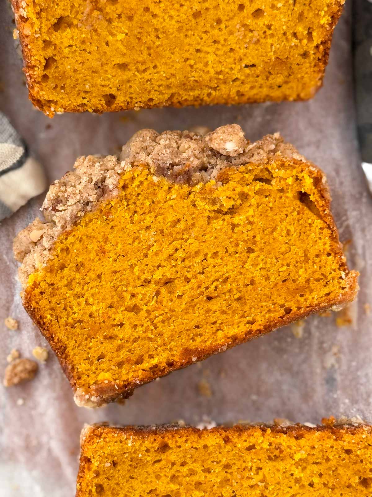 overhead view of sliced pumpkin bread