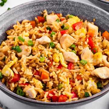 frontal view of chicken fried rice in bowl