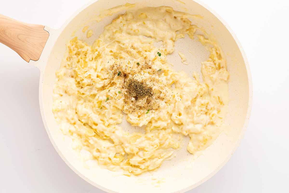 overhead shot of thickened roux in skillet